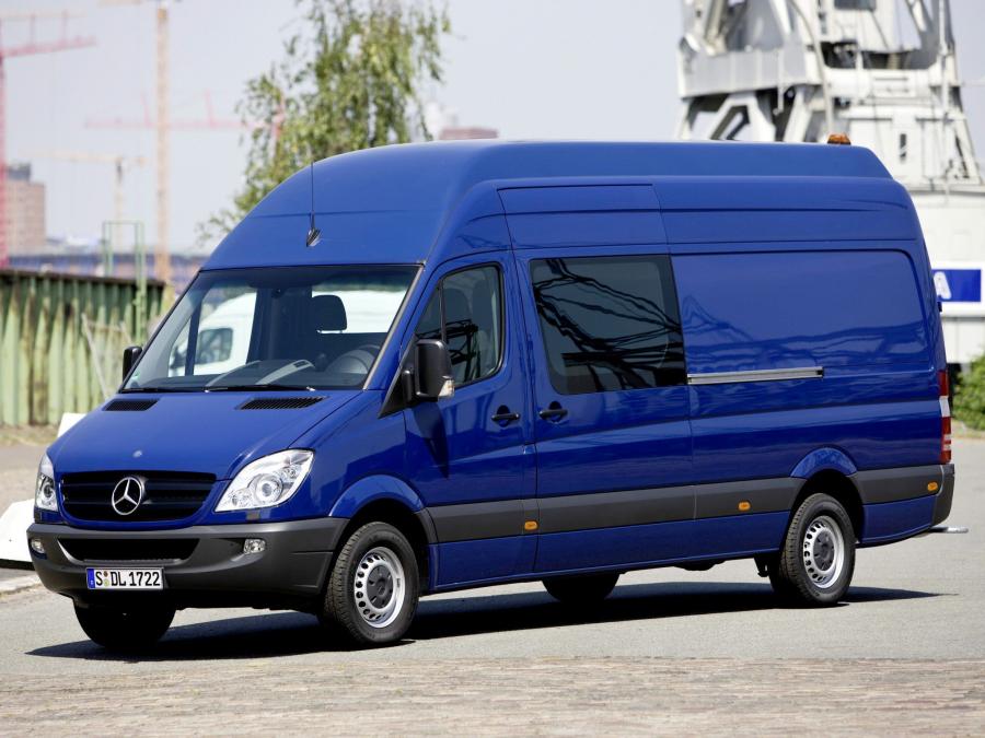  Mercedes-Benz Sprinter Van XL 2006 года  (фото 4 из 9)